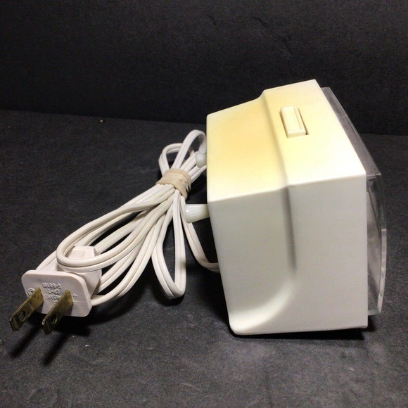 Vintage Westclox DIALITE Electric Alarm Clock Model 22090-22540 Made in USA M2 - Picture 2 of 10